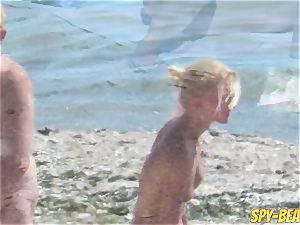 voyeur amateur nude Beach cougars Hidden cam Close Up